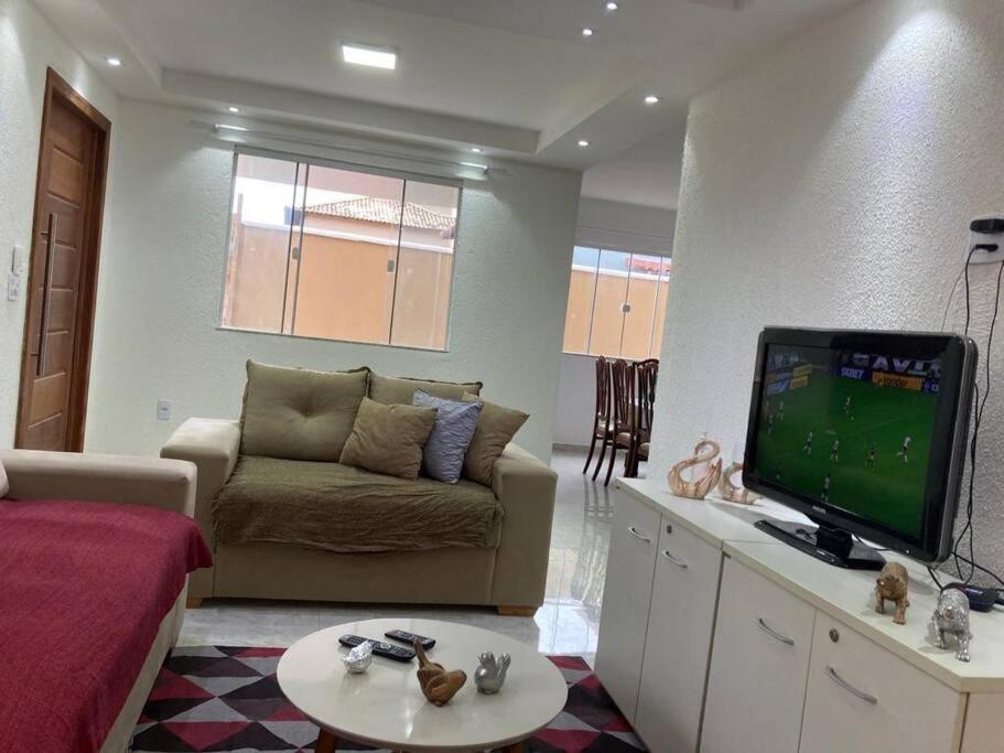 Casa Com Piscina, Grande E Espacosa No Condominio Dos Passaros Cabo Frio Luaran gambar